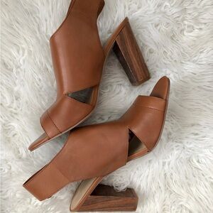 Marc Fisher Leather Cognac Leotie Heels